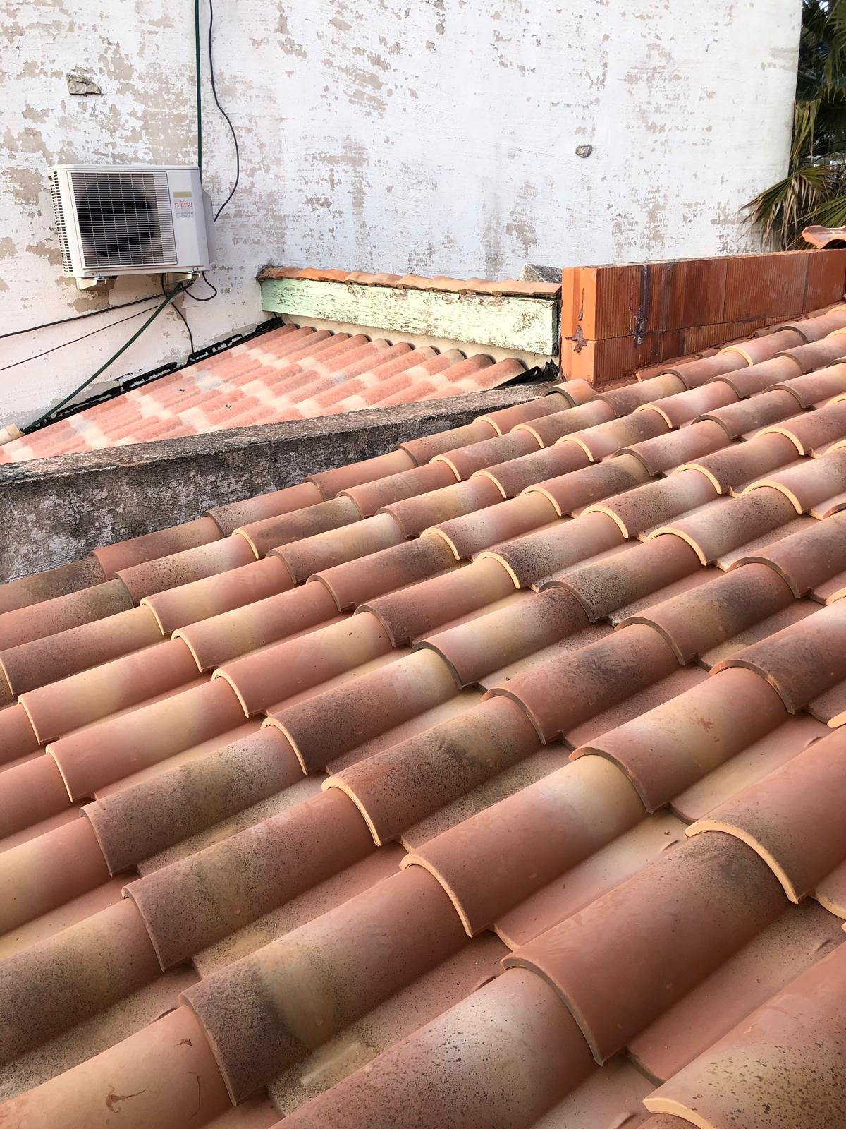 Toiture tuiles neuves Provence